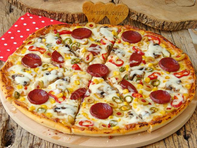 Karışık Pizaa